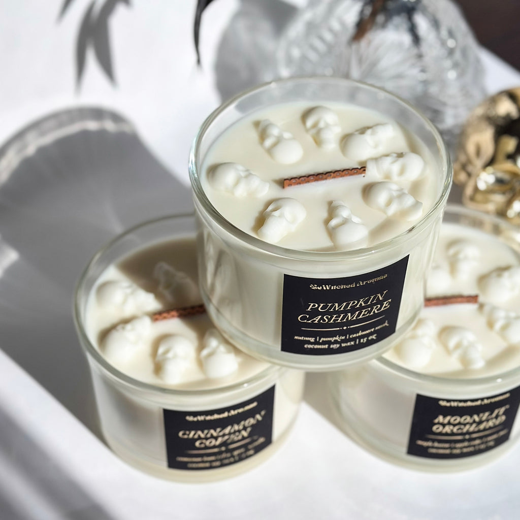 Spooky Season | Luxury Skull 15 oz Candle