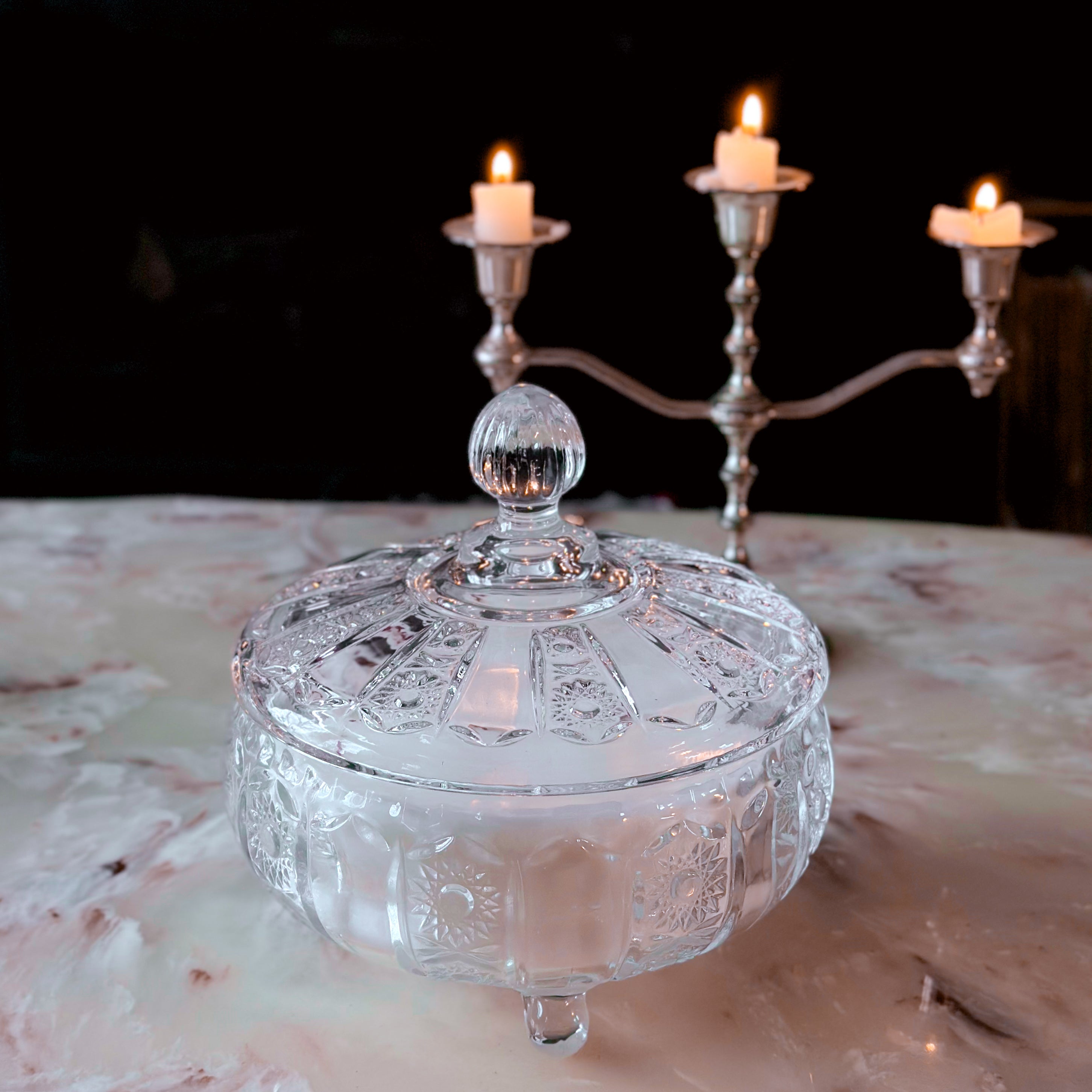 Debutante - Limited Edition 28 oz Luxe Crystal Candle